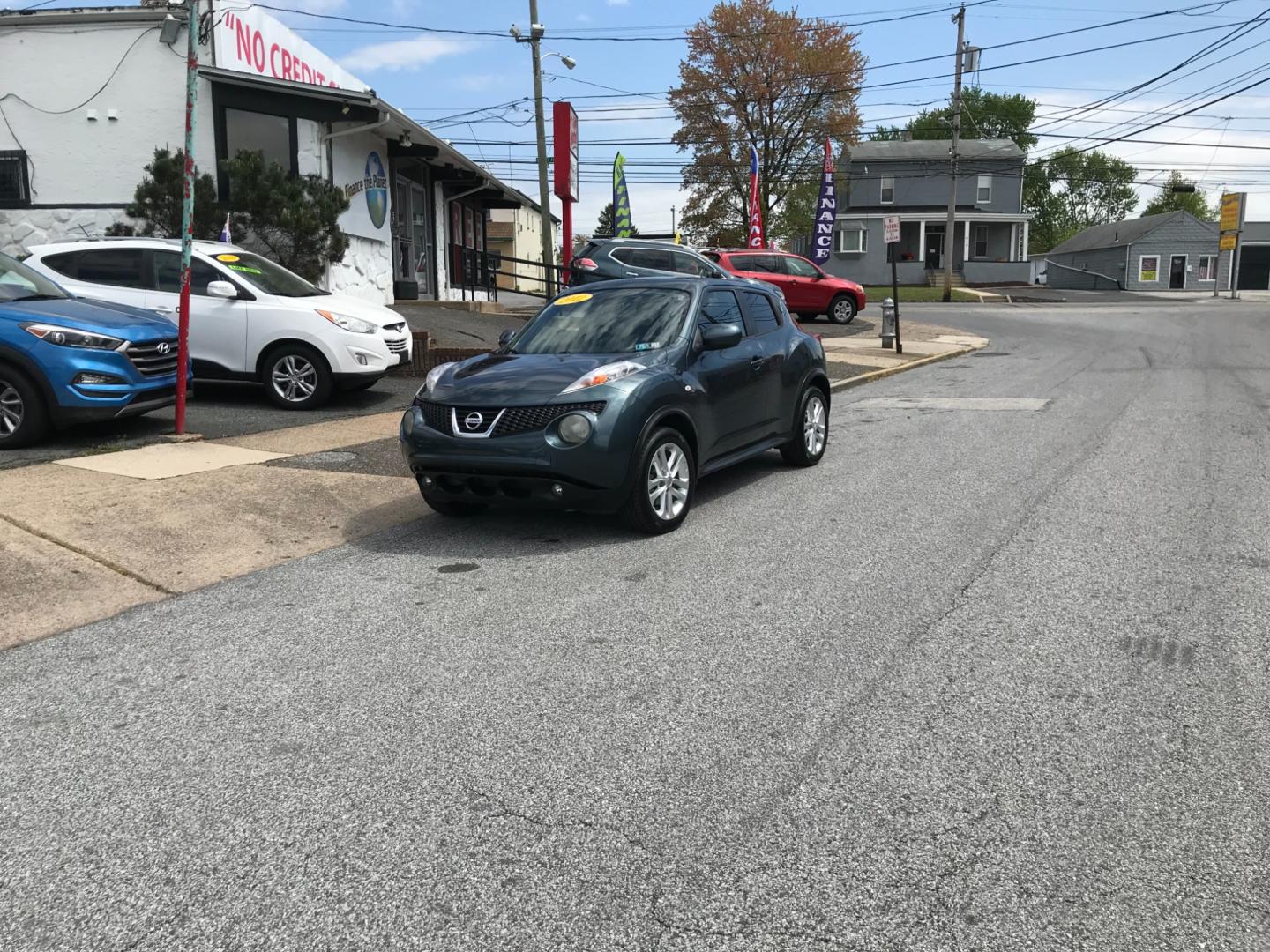 2012 Blue /Black Nissan Juke S (JN8AF5MV6CT) with an 1.6 engine, Automatic transmission, located at 577 Chester Pike, Prospect Park, PA, 19076, (610) 237-1015, 39.886154, -75.302338 - 2012 Nissan Juke SL: AWD, navigation system, backup camera, new PA inspection, heated seats, SUPER CLEAN! This vehicle comes inspected and has been given a bumper to bumper safety check. It is very clean, reliable, and well maintained. We offer a unique pay plan that is known for being the easies - Photo#1